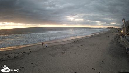 17th St. Del Mar Beach - 4K NW View Live Cam - May 25, 2026, 8:06pm PDT