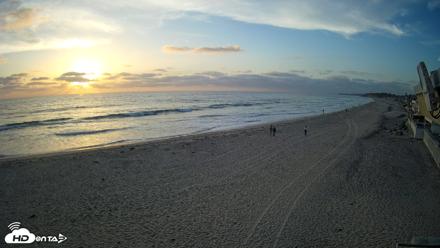 17th St. Del Mar Beach - 4K NW View Live Cam - Apr 29, 2026, 7:15pm PDT