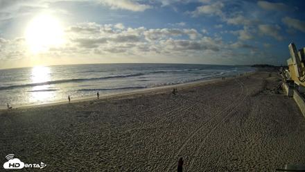 17th St. Del Mar Beach - 4K NW View Live Cam - Apr 29, 2026, 6:34pm PDT