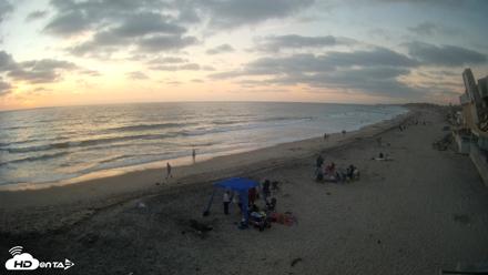 17th St. Del Mar Beach - 4K NW View Live Cam - Sep 19, 2026, 6:54pm PDT