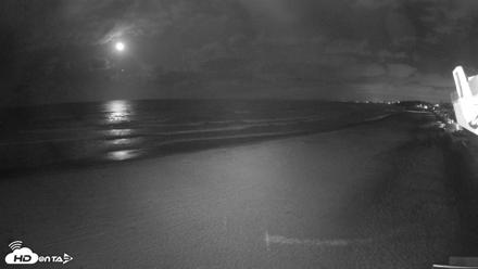 17th St. Del Mar Beach - 4K NW View Live Cam - Apr 23, 2026, 12:35am PDT