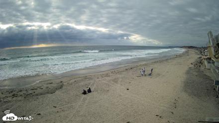 17th St. Del Mar Beach - 4K NW View Live Cam - May 26, 2026, 6:15pm PDT
