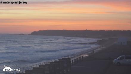 St. Quens Bay Jersey Island Live Webcam - Jul 2, 2026, 9:37pm BST