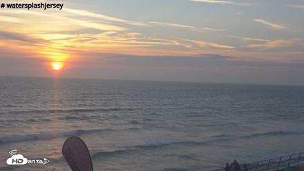 St. Quens Bay Jersey Island Live Webcam - Aug 16, 2026, 8:13pm BST
