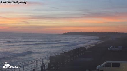 St. Quens Bay Jersey Island Live Webcam - Jul 2, 2026, 9:37pm BST