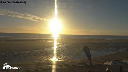 St. Quens Bay Jersey Island Live Webcam - Sep 5, 2026, 7:04pm BST