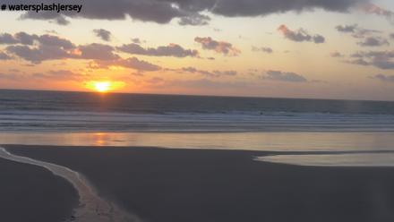 St. Quens Bay Jersey Island Live Webcam - Mar 28, 2026, 6:32pm GMT