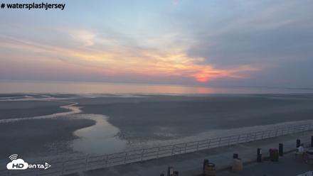 St. Quens Bay Jersey Island Live Webcam - Jul 23, 2026, 9:00pm BST