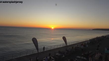 St. Quens Bay Jersey Island Live Webcam - Jul 12, 2025, 9:11pm BST