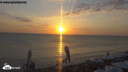 St. Quens Bay Jersey Island Live Webcam - Aug 12, 2026, 8:08pm BST