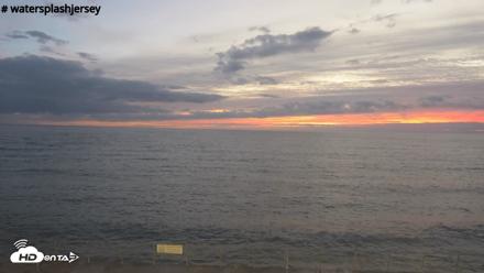 St. Quens Bay Jersey Island Live Webcam - Sep 10, 2026, 7:52pm BST