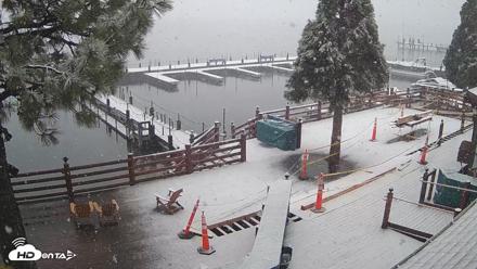 Sunnyside Resort West Shore Tahoe Live Webcam - Apr 21, 2026, 4:05pm PDT