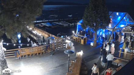 Sunnyside Resort West Shore Tahoe Live Webcam - Sep 26, 2026, 9:54pm PDT