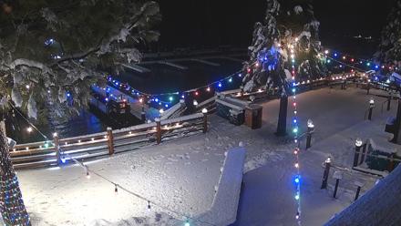 Sunnyside Resort West Shore Tahoe Live Webcam - Dec 24, 2025, 5:51pm PST