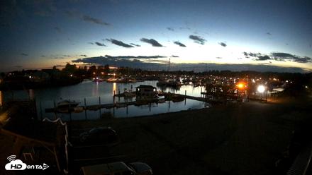 Point Roberts Marina NW Live Webcam - Aug 29, 2026, 8:53pm PDT