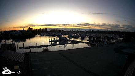 Point Roberts Marina NW Live Webcam - Sep 27, 2026, 7:12pm PDT