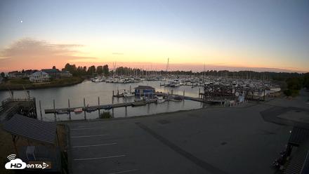 Point Roberts Marina NW Live Webcam - Jul 31, 2026, 5:53am PDT