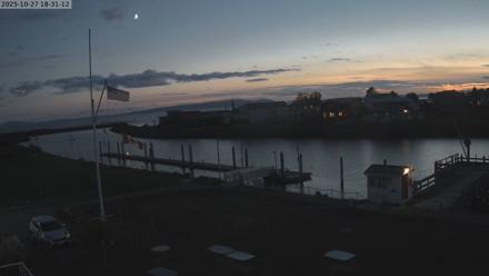 Point Roberts Marina Live Webcam - Oct 27, 2025, 6:28pm PDT