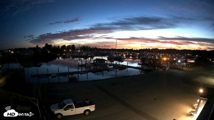 Point Roberts Marina NW Live Webcam - Aug 19, 2026, 9:12pm PDT