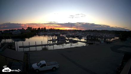 Point Roberts Marina NW Live Webcam - Sep 6, 2026, 7:43pm PDT