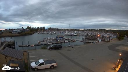 Point Roberts Marina NW Live Webcam - Aug 22, 2026, 8:31pm PDT