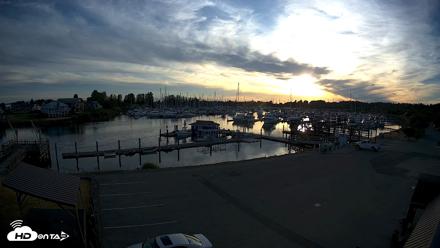 Point Roberts Marina NW Live Webcam - Jun 2, 2026, 8:22pm PDT