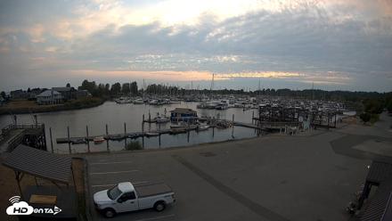 Point Roberts Marina NW Live Webcam - Aug 21, 2026, 8:11pm PDT