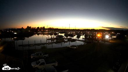 Point Roberts Marina NW Live Webcam - Sep 5, 2026, 8:40pm PDT