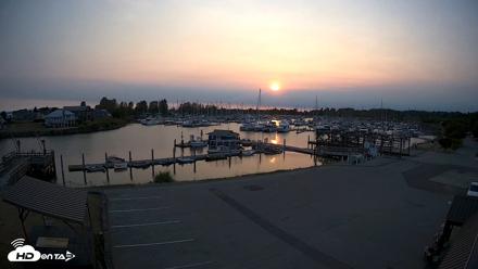 Point Roberts Marina NW Live Webcam - Aug 15, 2026, 7:51pm PDT