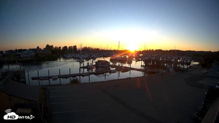 Point Roberts Marina NW Live Webcam - Aug 20, 2026, 8:12pm PDT