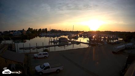 Point Roberts Marina NW Live Webcam - Jul 20, 2026, 8:37pm PDT
