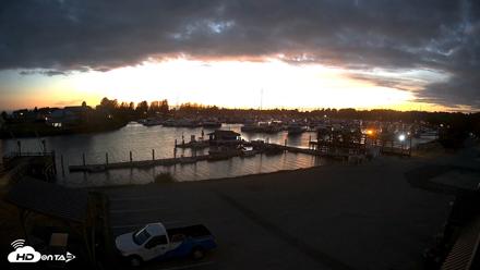 Point Roberts Marina NW Live Webcam - Sep 13, 2026, 8:05pm PDT