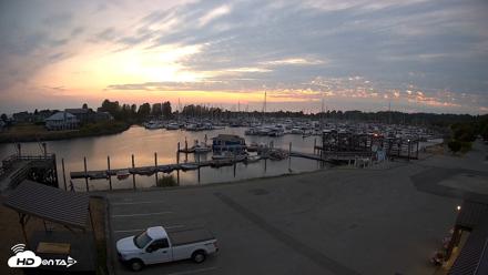 Point Roberts Marina NW Live Webcam - Aug 21, 2026, 8:32pm PDT