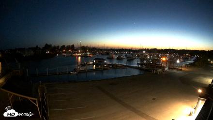 Point Roberts Marina NW Live Webcam - May 5, 2026, 9:38pm PDT