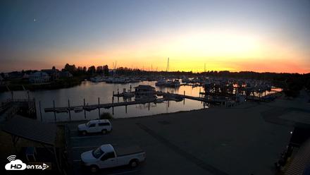 Point Roberts Marina NW Live Webcam - Jul 19, 2026, 9:25pm PDT