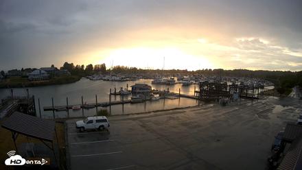 Point Roberts Marina NW Live Webcam - Jul 23, 2026, 7:55pm PDT