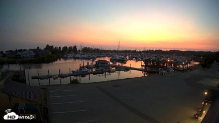 Point Roberts Marina NW Live Webcam - Aug 5, 2026, 9:19pm PDT