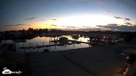 Point Roberts Marina NW Live Webcam - Jul 30, 2026, 9:27pm PDT
