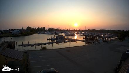 Point Roberts Marina NW Live Webcam - Aug 14, 2026, 7:57pm PDT