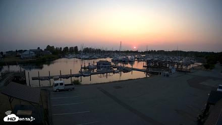 Point Roberts Marina NW Live Webcam - Aug 16, 2026, 8:09pm PDT