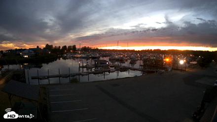 Point Roberts Marina NW Live Webcam - Sep 9, 2026, 8:14pm PDT