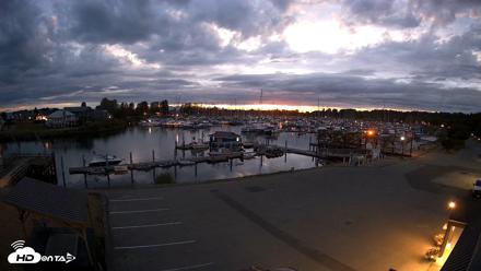 Point Roberts Marina NW Live Webcam - Aug 28, 2026, 8:32pm PDT