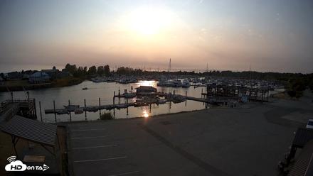 Point Roberts Marina NW Live Webcam - Aug 15, 2026, 6:48pm PDT