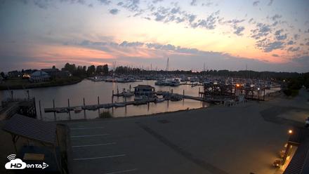 Point Roberts Marina NW Live Webcam - Aug 25, 2026, 8:37pm PDT