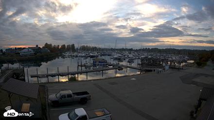 Point Roberts Marina NW Live Webcam - Oct 2, 2026, 6:37pm PDT