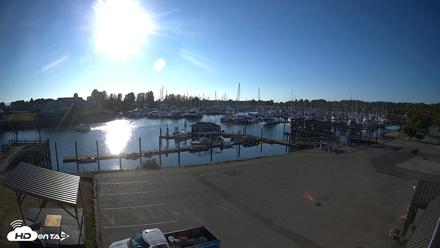 Point Roberts Marina NW Live Webcam - Sep 16, 2026, 5:29pm PDT