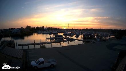 Point Roberts Marina NW Live Webcam - Sep 8, 2026, 7:38pm PDT