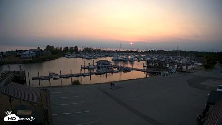 Point Roberts Marina NW Live Webcam - Aug 15, 2026, 7:59pm PDT