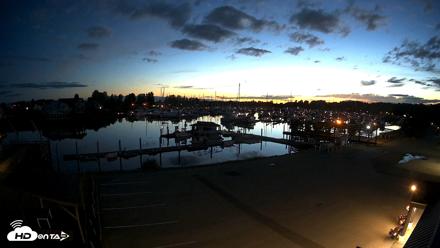 Point Roberts Marina NW Live Webcam - Jul 28, 2026, 9:49pm PDT
