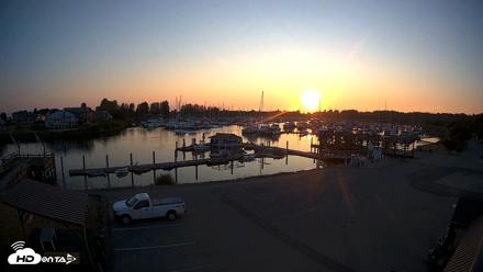 Point Roberts Marina NW Live Webcam - Aug 6, 2026, 8:20pm PDT